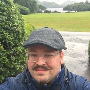 Meet your Posher, Nik